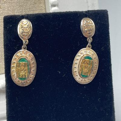 Compacts, Locket, Cameos and More Timeless Pieces (ST-SS)