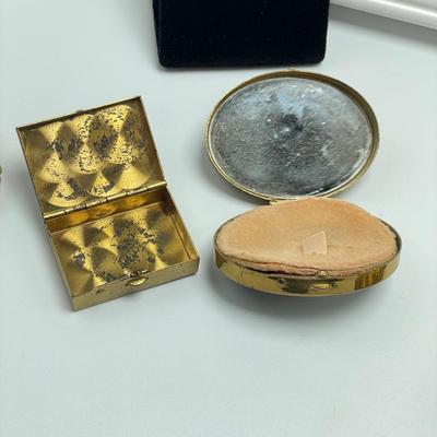 Compacts, Locket, Cameos and More Timeless Pieces (ST-SS)