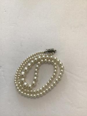 Nice pearl necklace