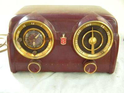 Crosley vintage mid-century c.40s-50s clock radio Model 25-MN