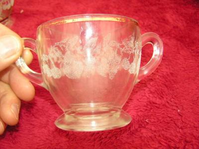 (2of2) Mid-Centruy Bartlett-Collins creamer & sugar bowl. C. 1940s-50s.