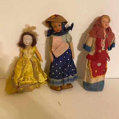LOT 5B: Collection of Vintage / Antique Dolls