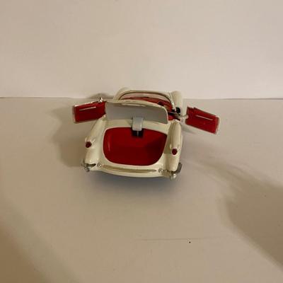Sale Photo Thumbnail #938