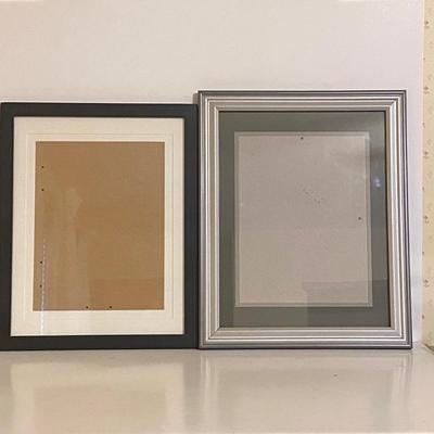 LOT 13L: Miscellaneous Picture Frames