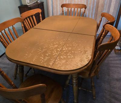 LOT 116D: Oscar Huber Dining Table and 6 Chair Set with Table Pads