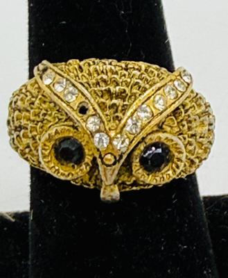 Vintage Gold Tone Owl Ring 2