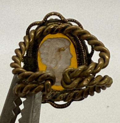 Vintage Ring Intaglio Reverse Amber Glass Carved Cameo Lady Head