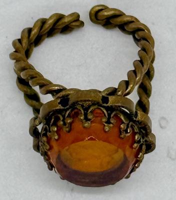 Vintage Ring Intaglio Reverse Amber Glass Carved Cameo Lady Head