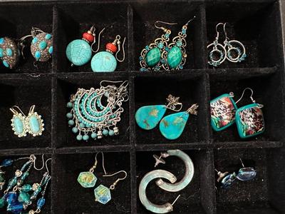 Costume Jewelry Lot Earring Lot A - Turquoise Color 24 pairs