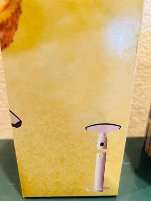 APPLE/POTATO PEELER, TOMATO/MOZZARELLA SLICER, PINEAPPLE SLICER AND MINI MULTI GRATER