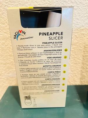 APPLE/POTATO PEELER, TOMATO/MOZZARELLA SLICER, PINEAPPLE SLICER AND MINI MULTI GRATER