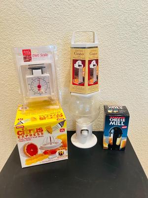 KITCHEN GADGETS