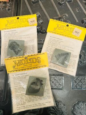 COOKIE CUTTERS, MINT MOLDS, SIMPLEX CAKE CUTTER, ROLLING COOKIE CUTTER AND MULTI GRATER