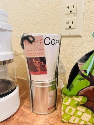 KRUPS 4 CUP COFFEE MAKER, BAKE IN SKILLET BROWNIE MIX, SYRUP DISTRIBUTION JARS, COFFEE/TEA CUP GIFT SET