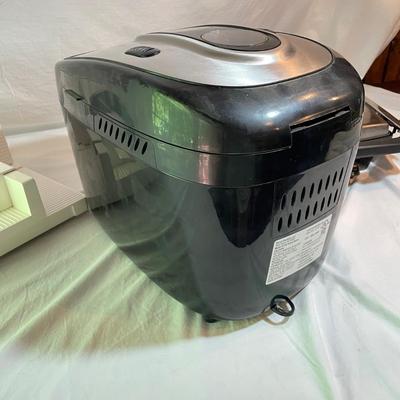 West Bend Bread Maker, Rival Food Slicer & Grill Press (D-SS)