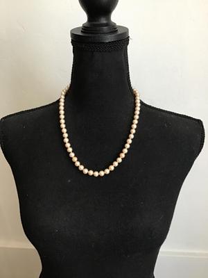 Very nice very beautiful pearl pearl Very nice very beautiful pearl necklace