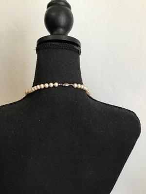 Very nice very beautiful pearl pearl Very nice very beautiful pearl necklace