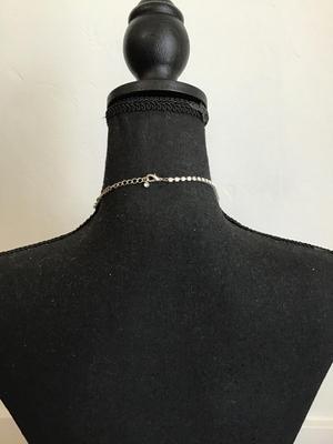 Very pretty blue heart necklace