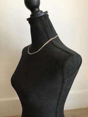 Very beautiful Silvertone necklace