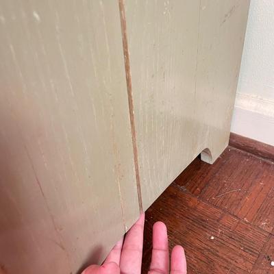 Olive Green Side Table (DR-SS)