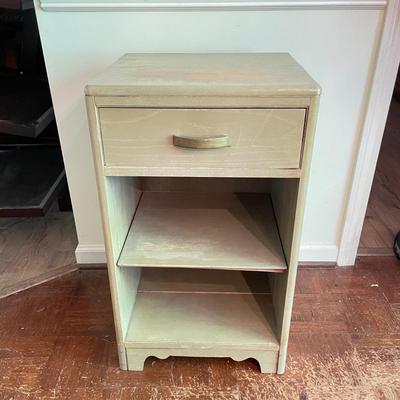 Olive Green Side Table (DR-SS)