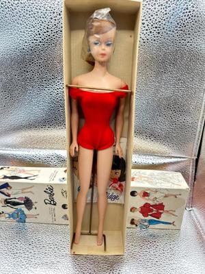Vintage Barbie / Midge #850 Swirl Ponytail 1964 - Green Ear -NIB