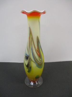 Vintage Chinese Dalian Glass Company ‘Snowflakes’ Vase Crimped Ruffled Top