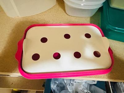 TUPPERWARE AND OTHER HANDY STORAGE CONTAINERS