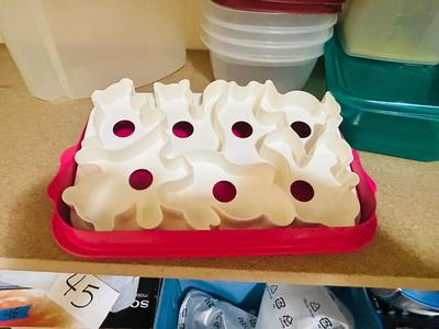 TUPPERWARE AND OTHER HANDY STORAGE CONTAINERS