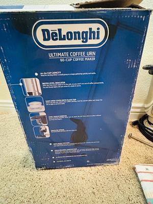 DeLONGHI ULTIMATE COFFEE URN* 60 CUP COFFEE MAKER* AND DISH TOWELS