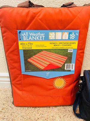 ALL WEATHER BLANKET AND CALIFORNIA INNOVATIONS INSULATED LUNCH BOX