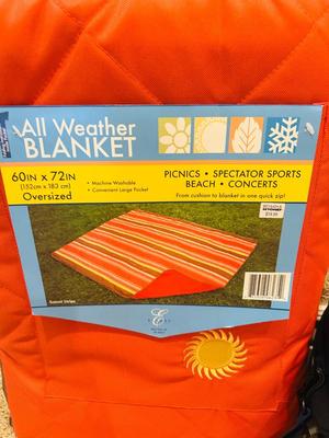 ALL WEATHER BLANKET AND CALIFORNIA INNOVATIONS INSULATED LUNCH BOX