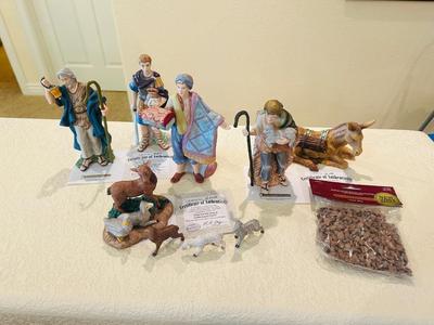 MORE NATIVITY FIGURE FROM THE BRADFORD EXCHANGE