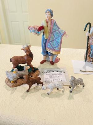 MORE NATIVITY FIGURE FROM THE BRADFORD EXCHANGE