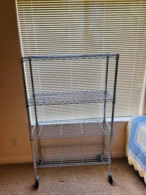 HEAVY WIRE SHELF ON CASTERS