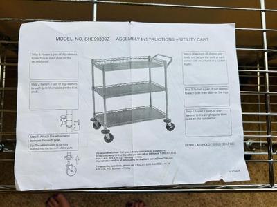 HEAVY WIRE SHELF ON CASTERS