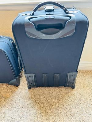 LUGGAGE/SUIT CASES