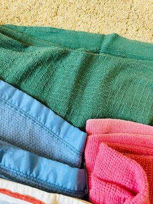 84” SQUARE HEAVY WARM KNIT BLANKETS