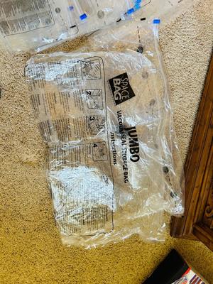SPACE SAVER VACUUM SEAL STORAGE BAGS