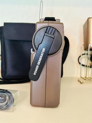 GRUNDIG FR200 AM/FM SHORTWAVE RADIO, VINTAGE MINI FAN, ELECTRIC 24HR TIMER, & PAPER/NAPKIN HOLDER