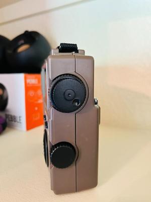 GRUNDIG FR200 AM/FM SHORTWAVE RADIO, VINTAGE MINI FAN, ELECTRIC 24HR TIMER, & PAPER/NAPKIN HOLDER