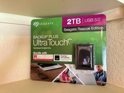 SEAGATE 2TB 3.0 USB BACKUP PLUS ULTRA TOUCH DATA SECURE PORTABLE DRIVE