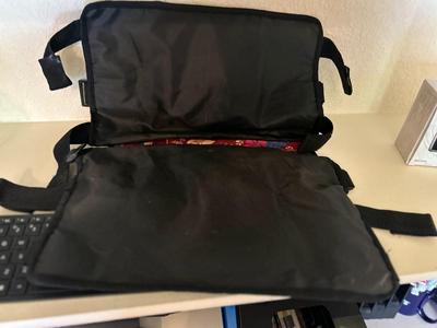 HP WIRELESS KEYBOARD AND MOUSE WITH A BAG THAT CAN ATTACH TO A MOBILITY WALKER