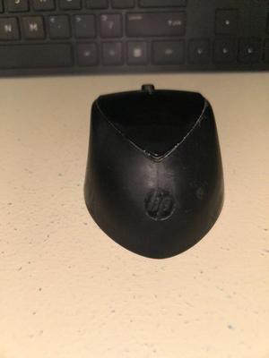 HP WIRELESS KEYBOARD AND MOUSE WITH A BAG THAT CAN ATTACH TO A MOBILITY WALKER