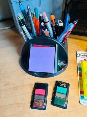 3 COLOR LIGHT DESK LAMP AND DESK ORGANIZATION SOLUTIONS