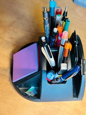 3 COLOR LIGHT DESK LAMP AND DESK ORGANIZATION SOLUTIONS