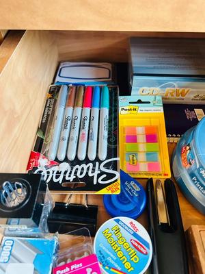 DRAWER FULL OF OFFICE SUPPLIES