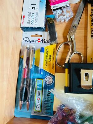 DRAWER FULL OF OFFICE SUPPLIES