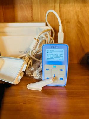 CREATIVE ZEN MICRO MP3 PLAYER