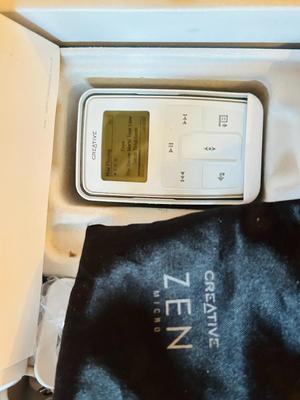 CREATIVE ZEN MICRO MP3 PLAYER